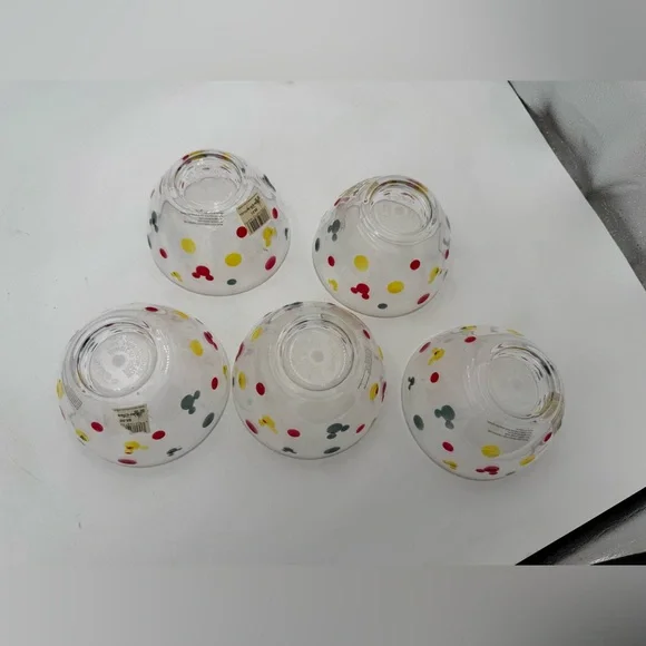Clear Acrylic Vintage Disney bowls set of 5.